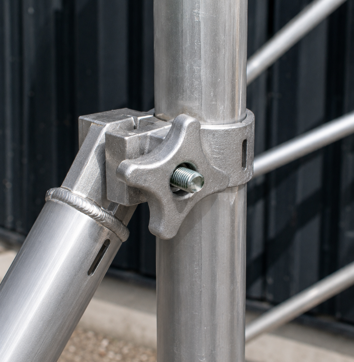 LEADER PRO 250 Industrial Scaffold Towers